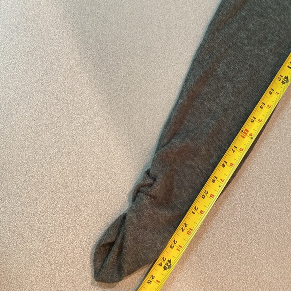 Dressfo - turtle neck with hood sweater. Size XL - Picture 6 of 11